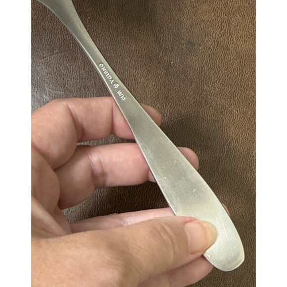 Oneida STAFFORD Satin Stainless 18/10 Slotted Serving Spoon, Sugar, Butter EUC - Picture 16 of 16